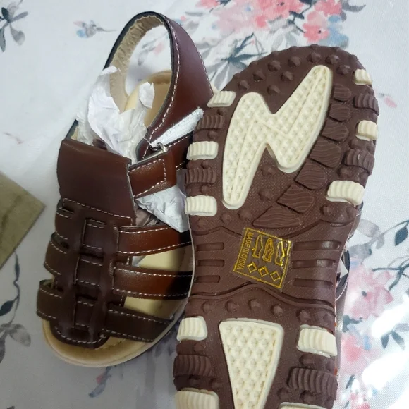 Baby Slanders - Picture 5 of 5